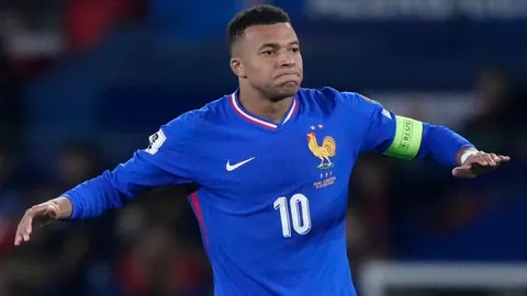 《全球使命3》巅峰对决：八位幻影高手同台竞技，绝技盛宴尽展风华！